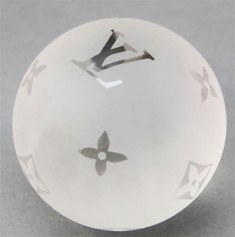 louis vuitton trunk paperweight|LOUIS VUITTON Paperweight Monogram Clear Crystal Paper .